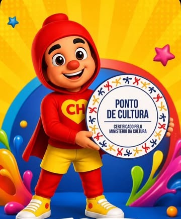Tote Barreto Kids — mascote oficial de moletom e capuz vermelhos com coração amarelo CH no peito, segurando o selo Ponto de Cultura